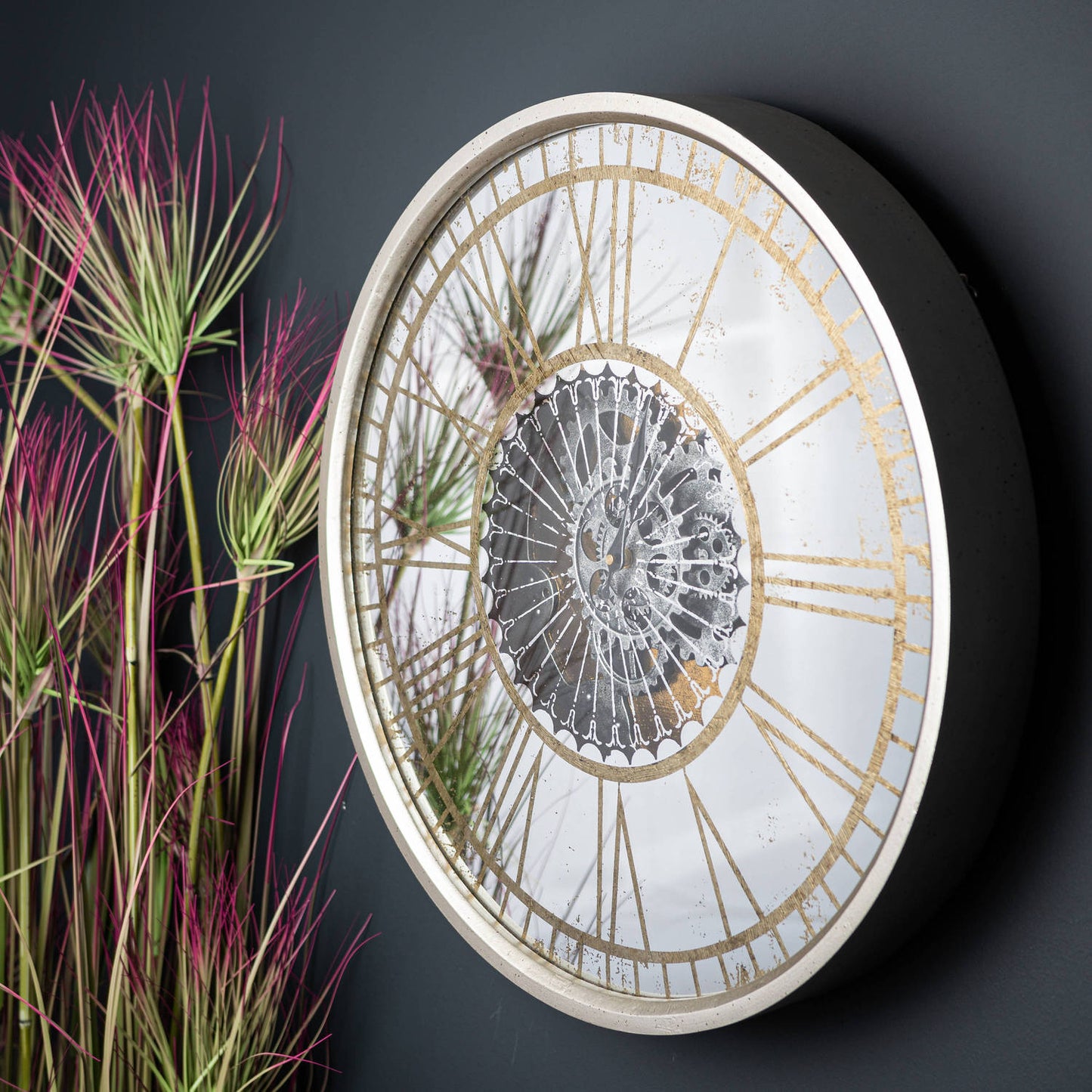 aRmanica Mirrored Round Clock with Moving Mechanism