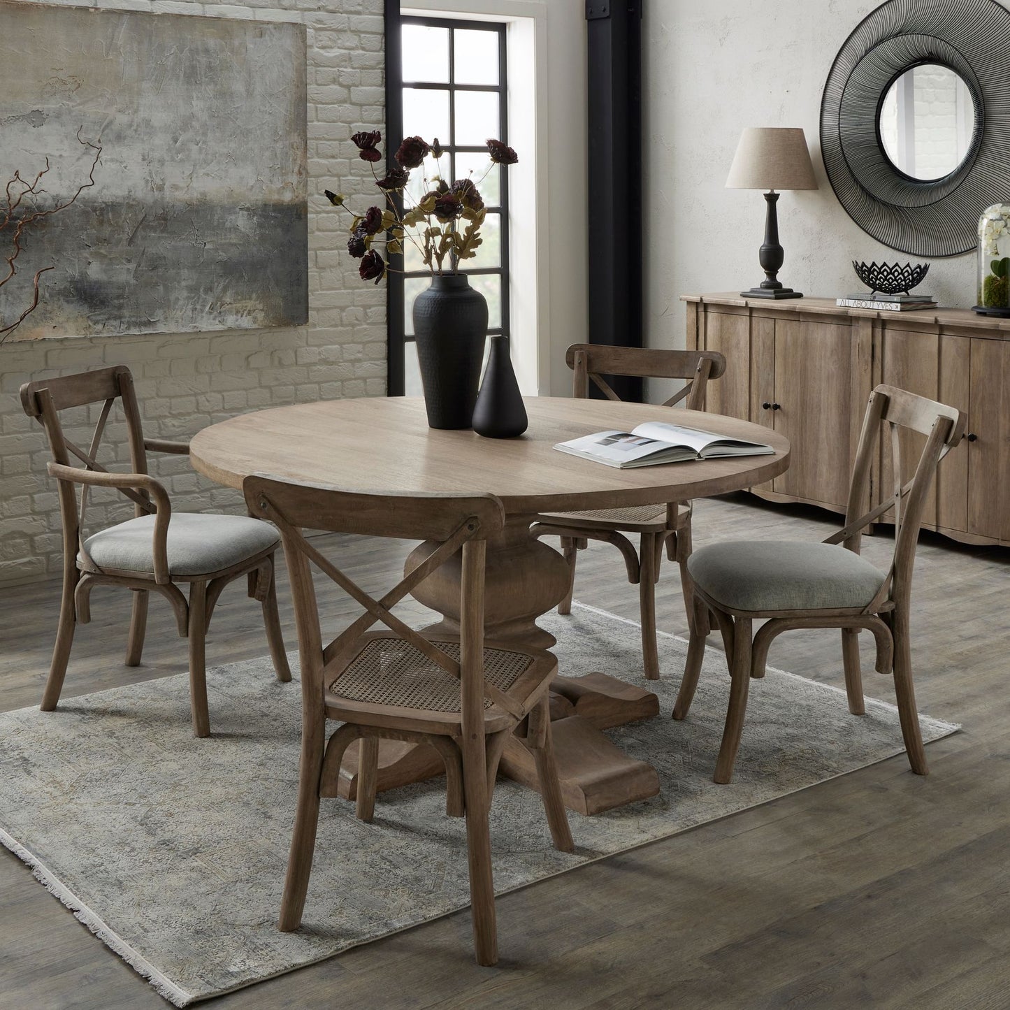 aRmanica Hard Wood Round Pedestal Dining Table