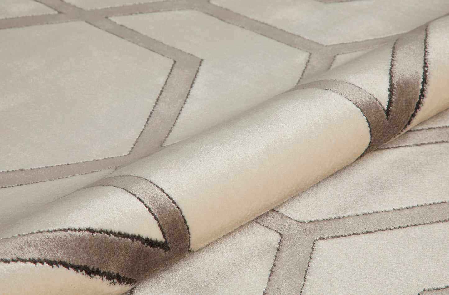 aRmanica LUGANO IVORY RUG by NOURISON