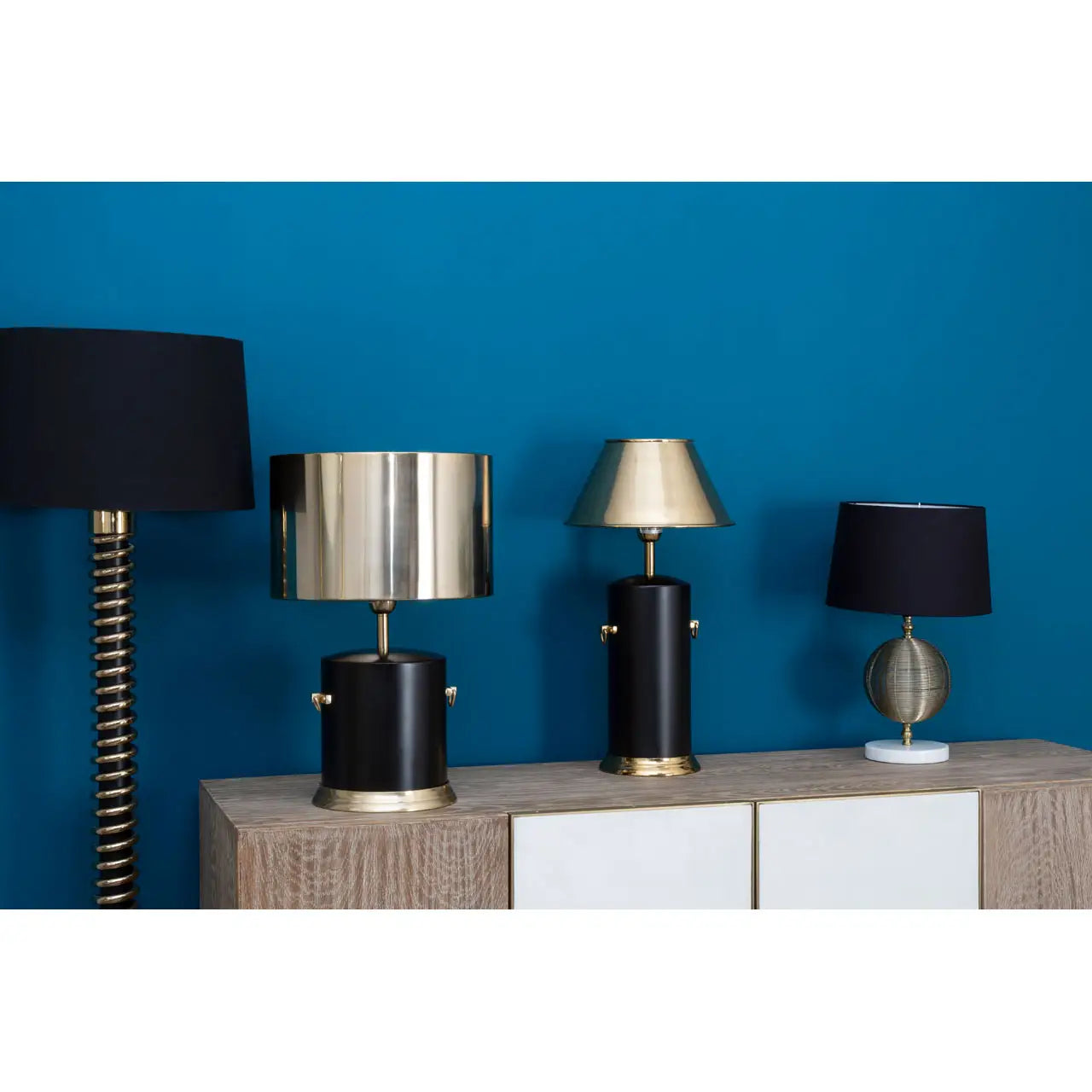 aRmanica MALVO EMPIRE SHADE TABLE LAMP