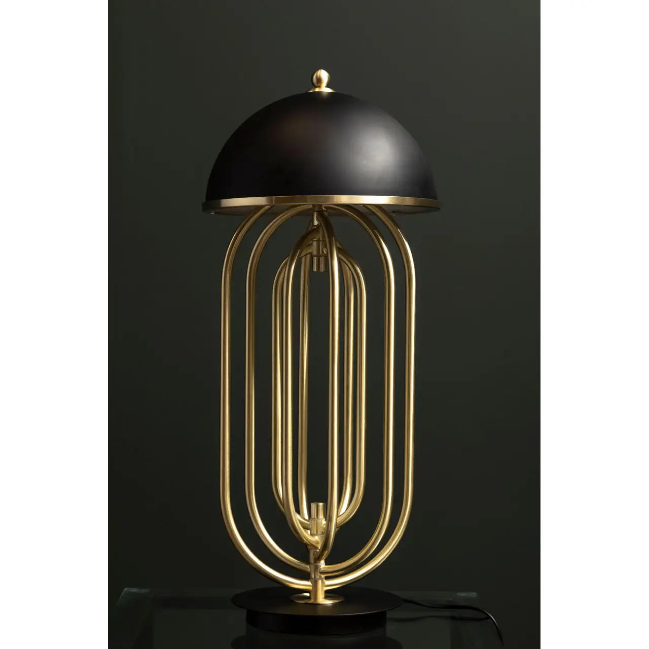 aRmanica METRO TABLE LAMP WITH BLACK SHADE