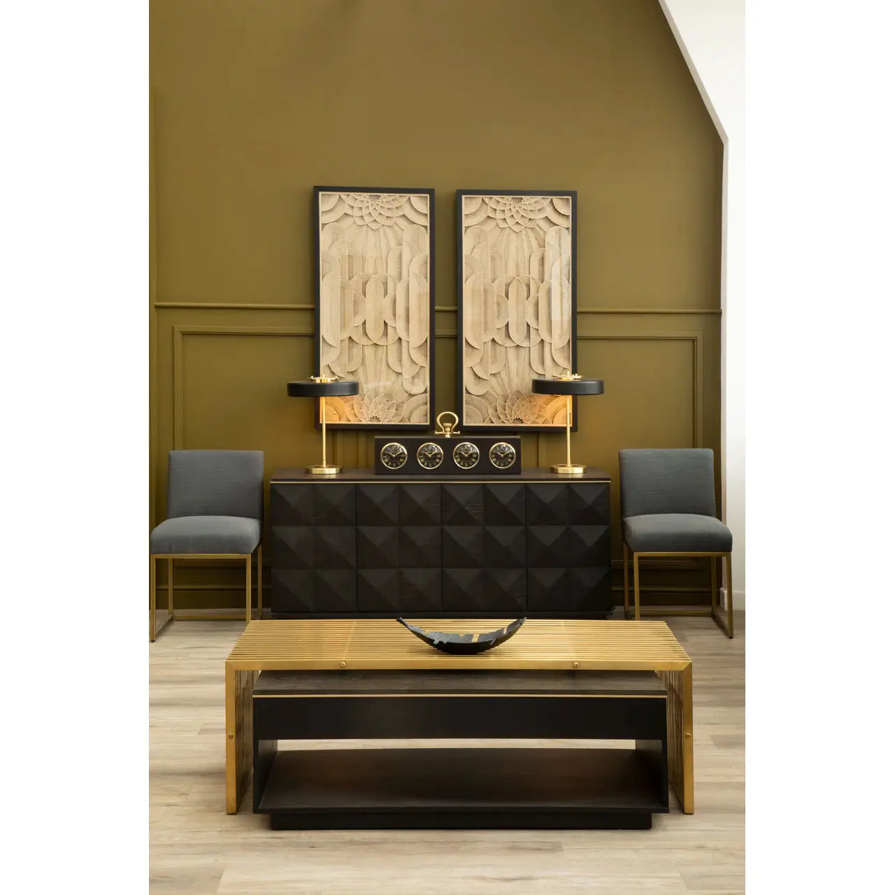 aRmanica DIAMOND SIDEBOARD