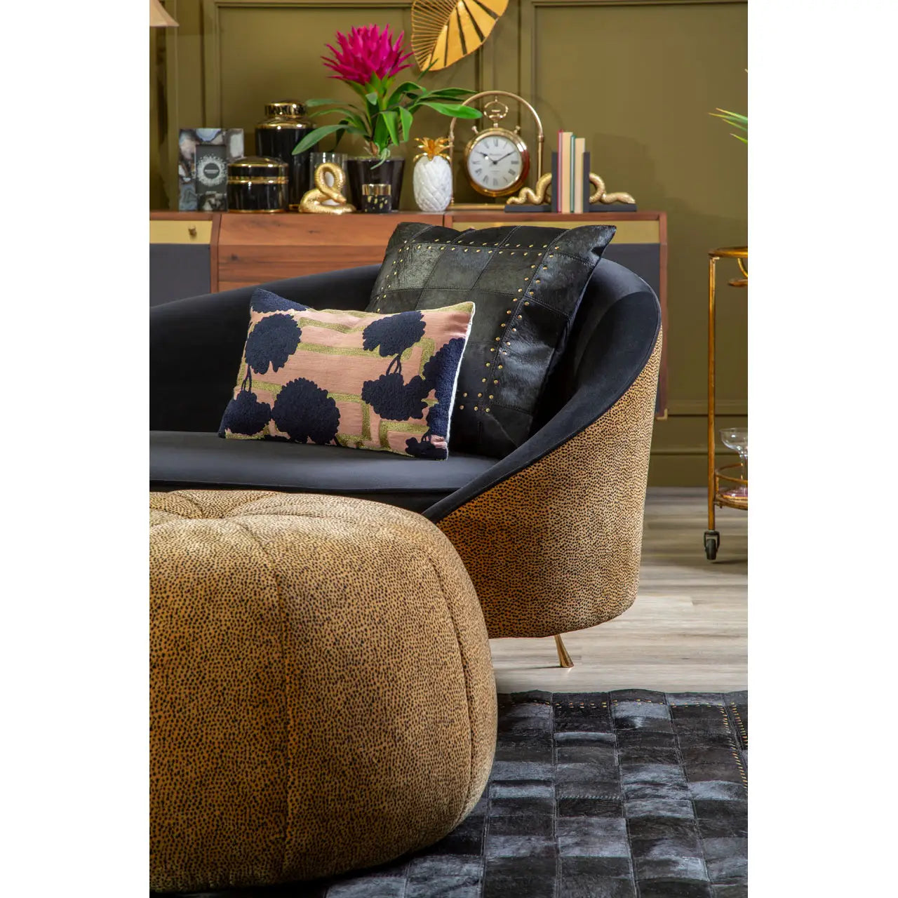 aRmanica DISTRICT LEOPARD PRINT POUFFE