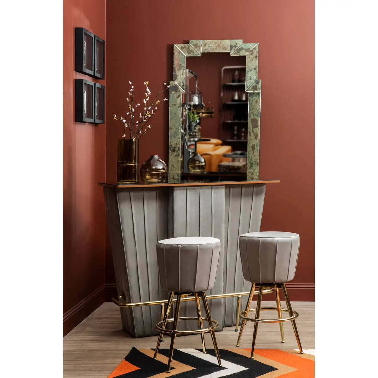 aRmanica CHICAGO BAR AND GREY VELVET STOOLS SET