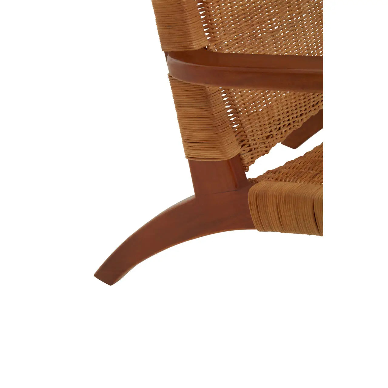 aRmanica BALI WOVEN CHAIR IN BROWN NATURAL RATTAN